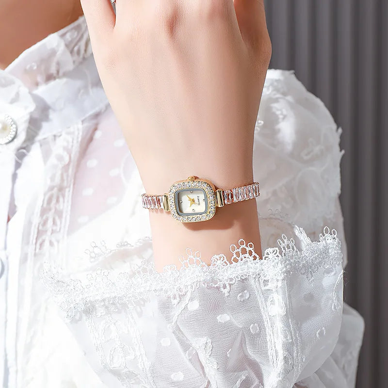Noëlle Watch על היד