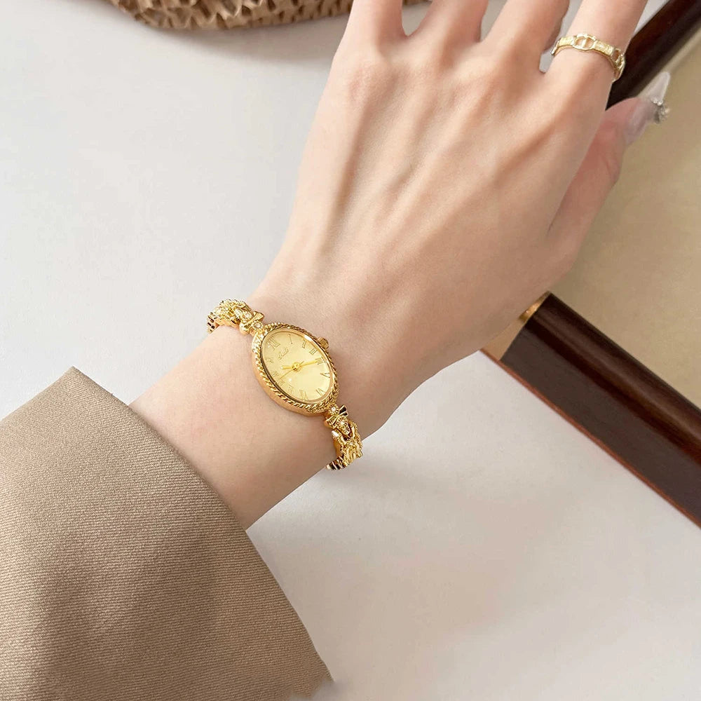 Blandine Watch על היד