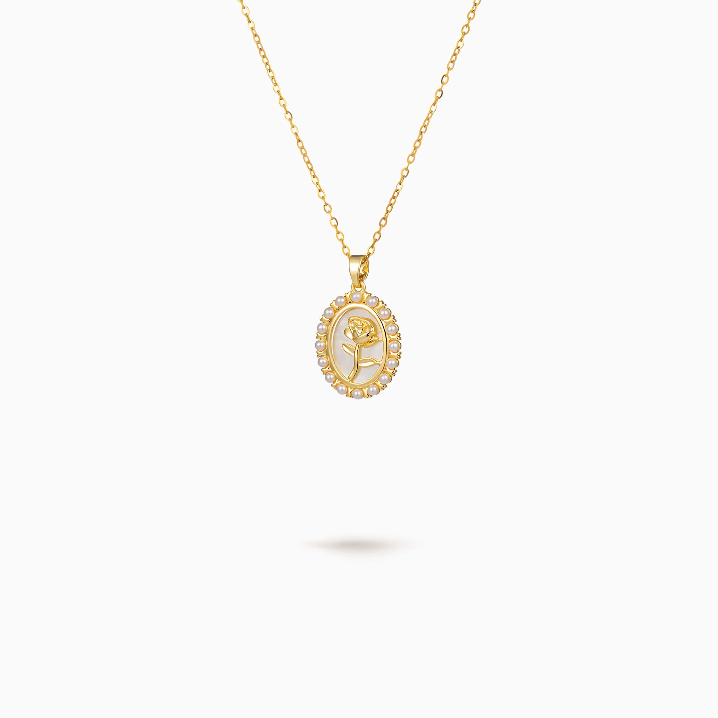 Rose de Perles Necklace